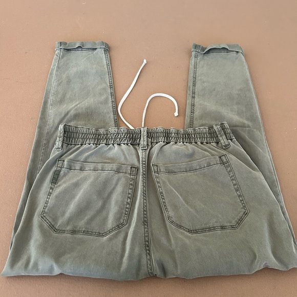 PAIGE Christy Pant - Picture 7 of 8